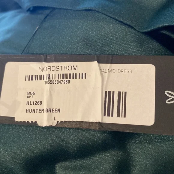 LULU’S ONE SHOULDER LACE UP MIDI DRESS  NWT - Picture 9 of 10